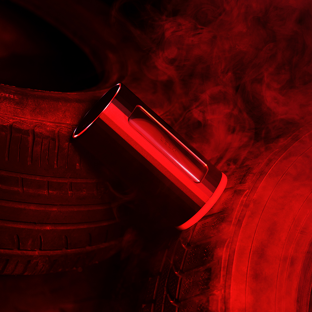 LELO - F1S V2 App Controlled Male Masturbator Black/Red ❤️Lelo